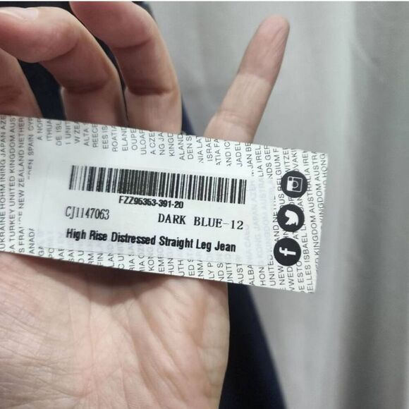 Boohoo High Rise Distressed Straight Leg Jeans Size 8 - Picture 7 of 11